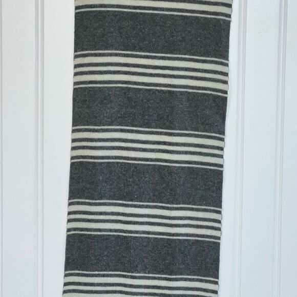 Levi’s Striped Scarf Mens 8X54 Gray And Cream Cabin Core Classic core Preppy - Picture 8 of 8
